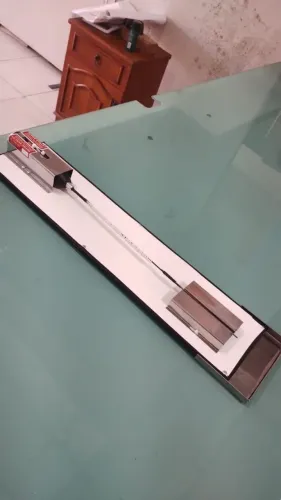 Máquina elétrica de fazer cigarro de palha