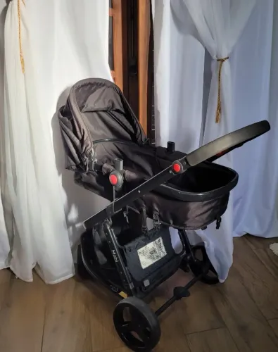 Carrinho Travel System e Bebê Conforto Mobi