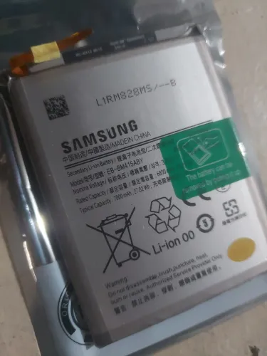 Bateria Celular Samsung M51 sem uso