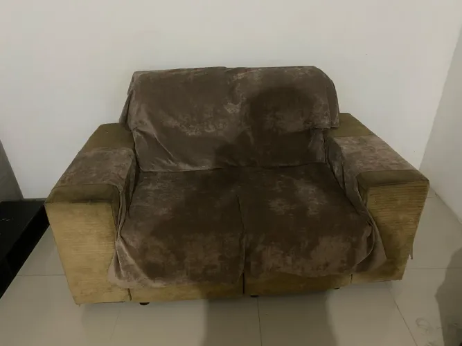 Sofá 2 lugares