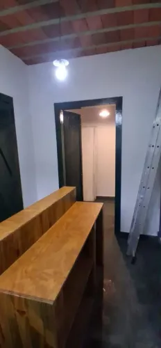 Pontos comerciais no centro histórico de Ubatuba