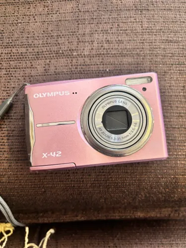 OLYMPUS x 42