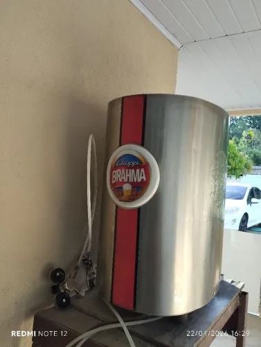 Chopeira da Brahma completa vai com extratora e cilindro 6 quilos