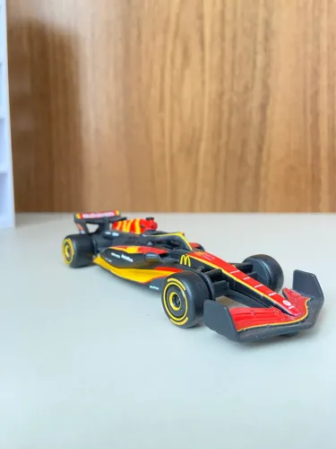 Miniatura Formula 1 - Mcdonalds