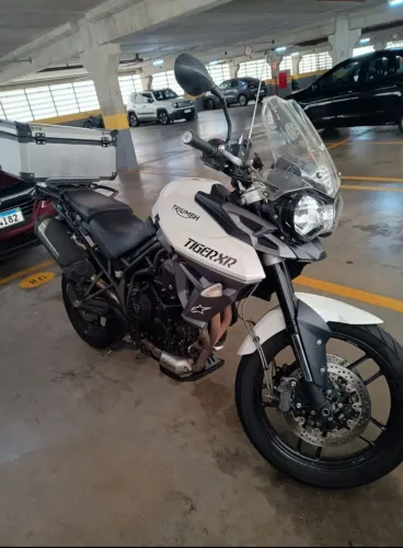 Tiger XR 800 NOVÍSSIMA 