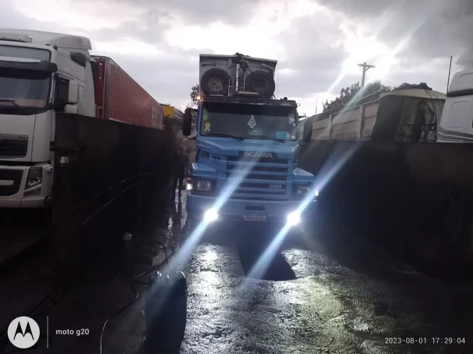  Cavalo mecânico Scania 112 10 marchas