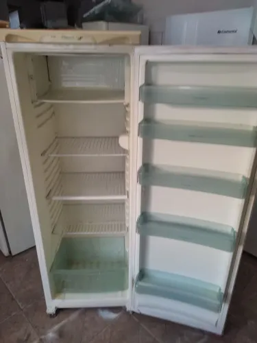 Geladeira continental 260 litros funcionando perfeitamente entrega grátis zap * 