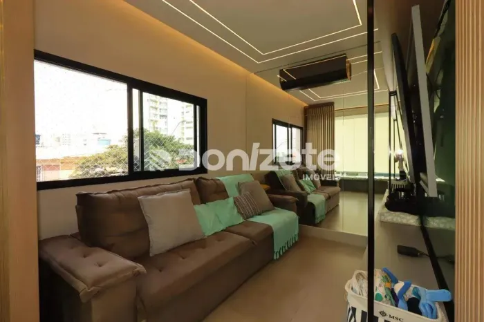 Sobrado 3 suítes (180m²) no Campestre Frente, varanda gourmet e 3 vagas em Santo André/SP