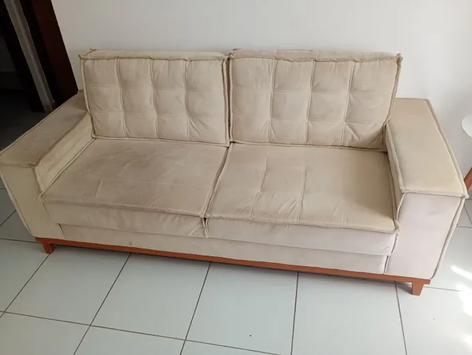 Sofa 2 lugares Tecido Suede 