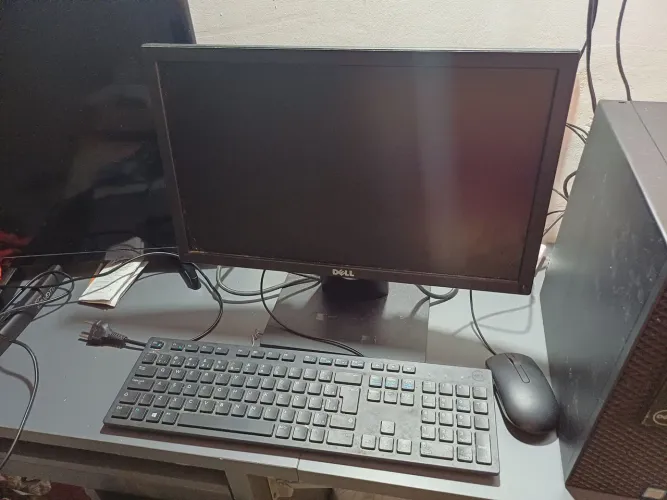 Vendo computador Dell completo