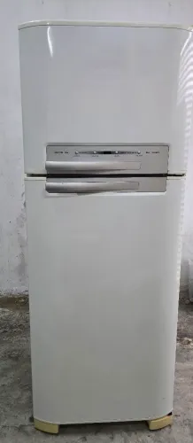 Geladeira Eletrolux grande