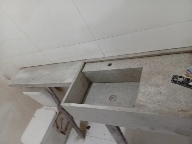Bancada Escupida branco Itaúnas 