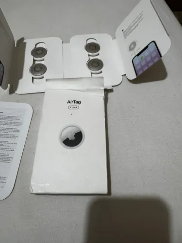 Kit com 4 AirTags Apple 