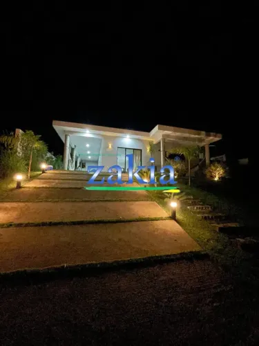 Casa de campo à venda 170 m² toda mobiliada, em condomínio fechado