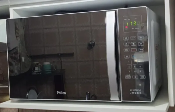 micro-ondas Philco 42 litros - Jumbo - novíssimo