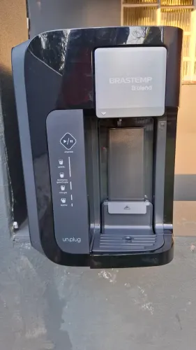 Maquina de bebidas bblend brastemp em cápsula 