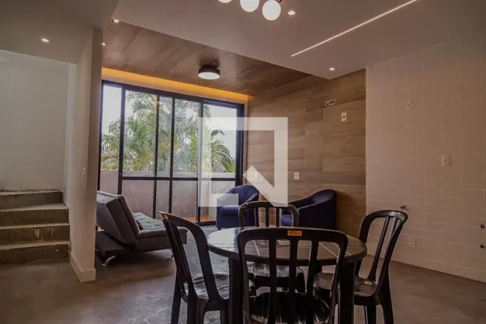 Casa à Venda - Vila Mascote, 2 Quartos, 148 m2