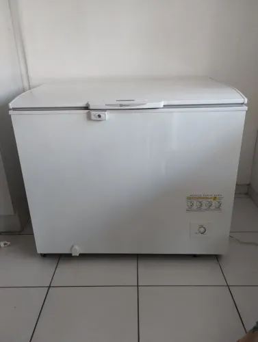Freeze horizontal Electrolux 1 porta