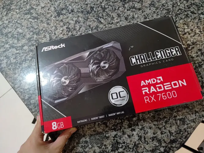Placa de Vídeo ASRock RX 7600 8GB OC (Leia a Descrição - Preço de Desapego)