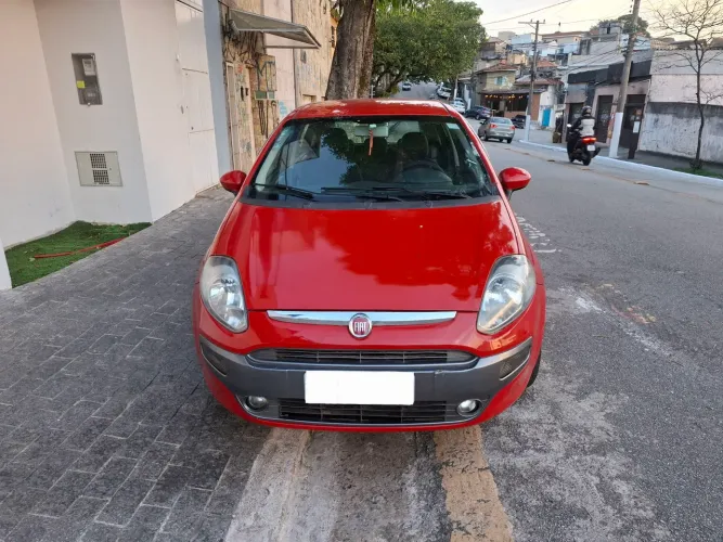 Fiat Punto Essence 1.6 Flex 16V 5P 2013