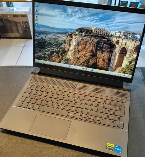 Notebook Gamer Dell G15 Core i5 13450hx RTX 3050 16gb ddr5 SSD 512GB