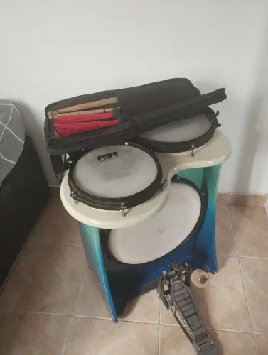 Tajon FSA + pedal e baquetas