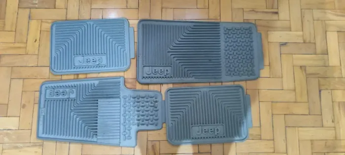 TAPETE MARCA JEEP
