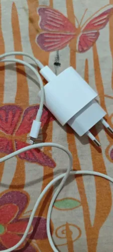 Vendo carregador de iphone