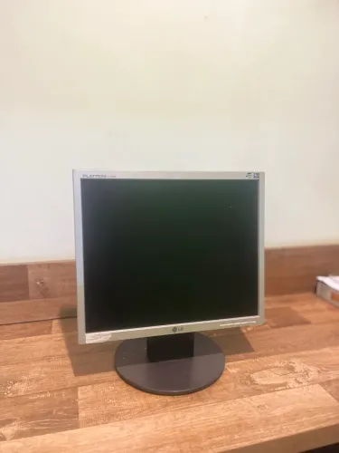 Monitor LG flatron 11 750s 17"