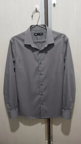 Camisa masculina cinza manga longa GG ( Usada) 
