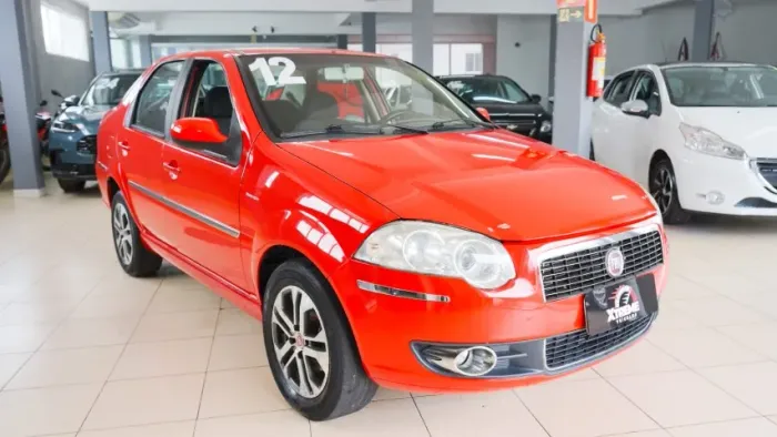 Fiat Siena Essence Dualogic 1.6 Flex 16V 4P 2012