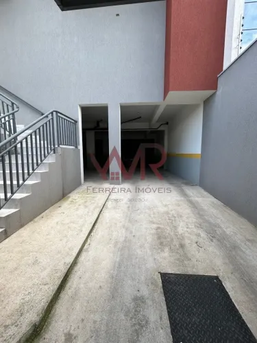 Sobrado em condomínio na Patriarca.