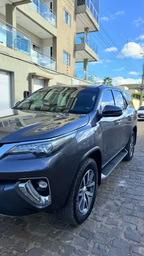 Toyota Hilux SW4 SRX 4X4 2.8 TDI 16V Dies. Aut. 2019