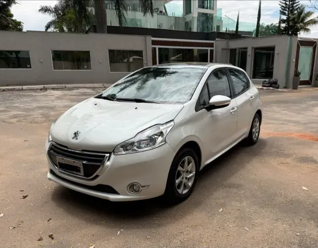Peugeot 208 Allure 1.5 Flex 8V 5P 2015