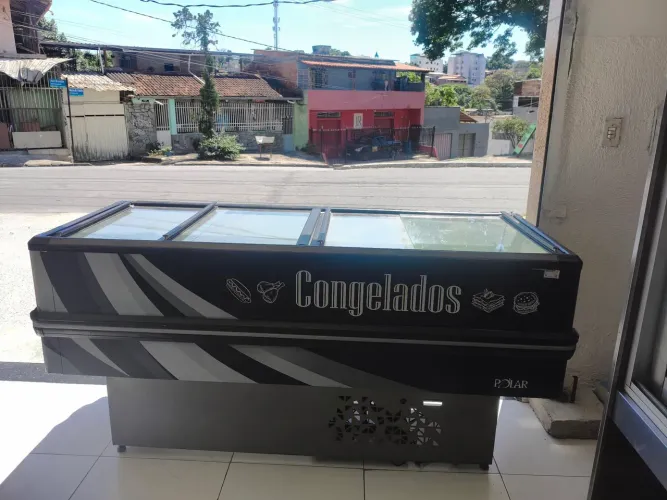 Vende-se Freezer de ilha