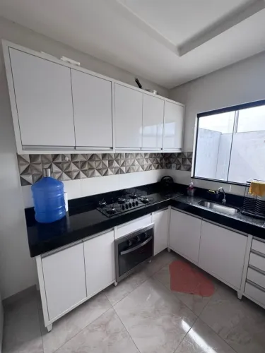 Aluga-se casa  de dois quartos mobiliada no Bairro dos Minérios em Parauapebas-PA 