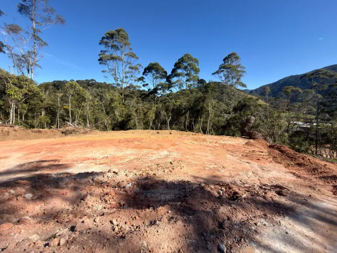 TERRENO LOTE PLATÔS DISPONÍVEIS ENTRE 400 e 2000m2 BAIXADA DE SALINAS NOVA FRIBURGO RJ