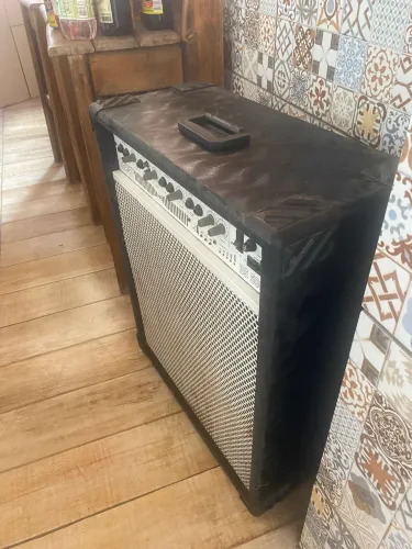 Caixa amplificada BS 500