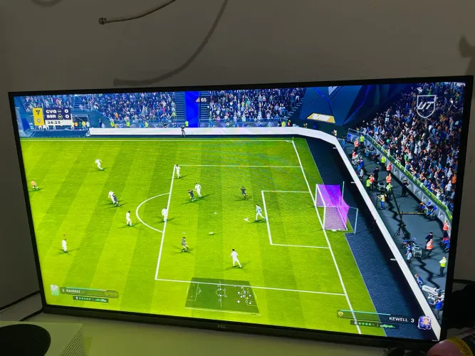TV TCL semi-nova
