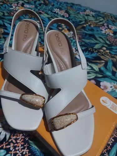 Sandália