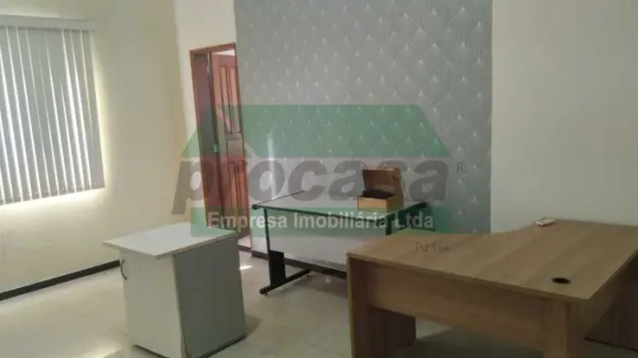 Sala - / Comercial / Praça 14 de Janeiro
