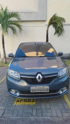 Renault Logan Dynamique Hi-flex 1.6 8V 4P 2015