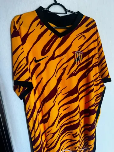 Camisa Benevento Calcio