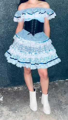 ALUGUEL DE VESTIDO DE FESTA JUNINA