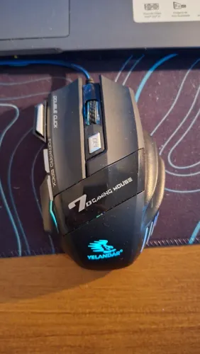 Mouse RGB com fio