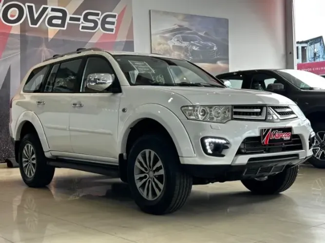 Mitsubishi Pajero HPE Full 3.2 4X4 T.i.dies. 5P AUT 2018
