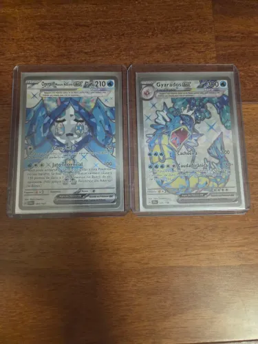 Pokemom - Cunjunto que inclui o Ogerpon... ex e o Gyarados ex