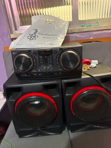 Som LG 950w