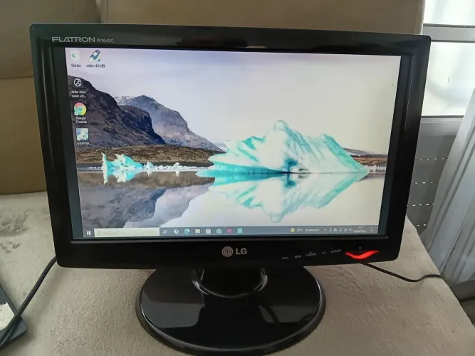 Monitor LG 16