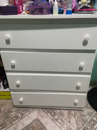 Vendo essa cômoda nova